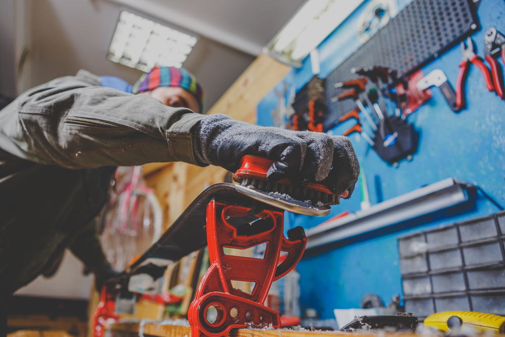 Why You Should Tune Your Skis/Snowboard Before the Season Starts